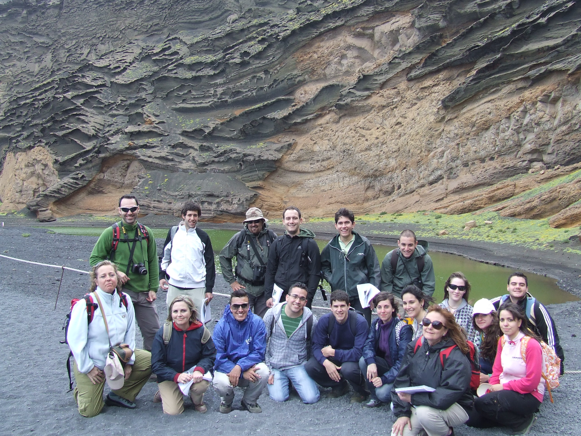 Miembros de GEOVOL e INVOLCAN, en el VIII Curso Práctico de Geomorfología Volcánica