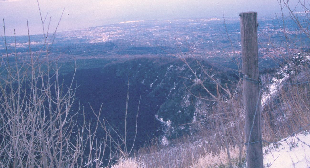 1991. Coladas en la salida del Valle del Bove