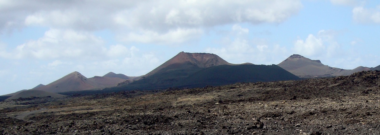 Volcanes en el Parque Nacional de Timanfaya