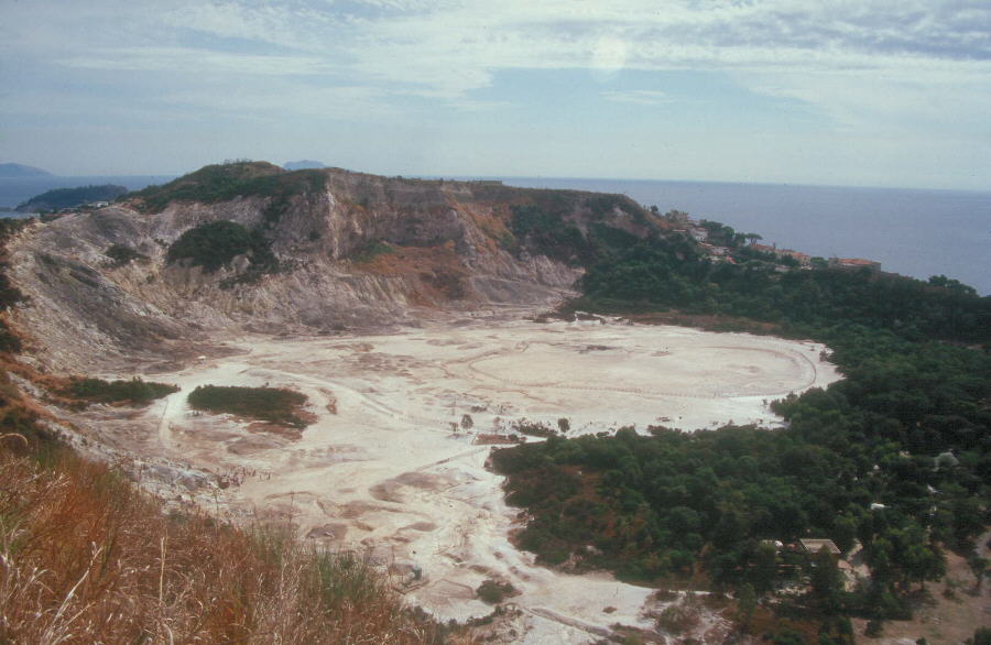 Cráter de la Solfatara