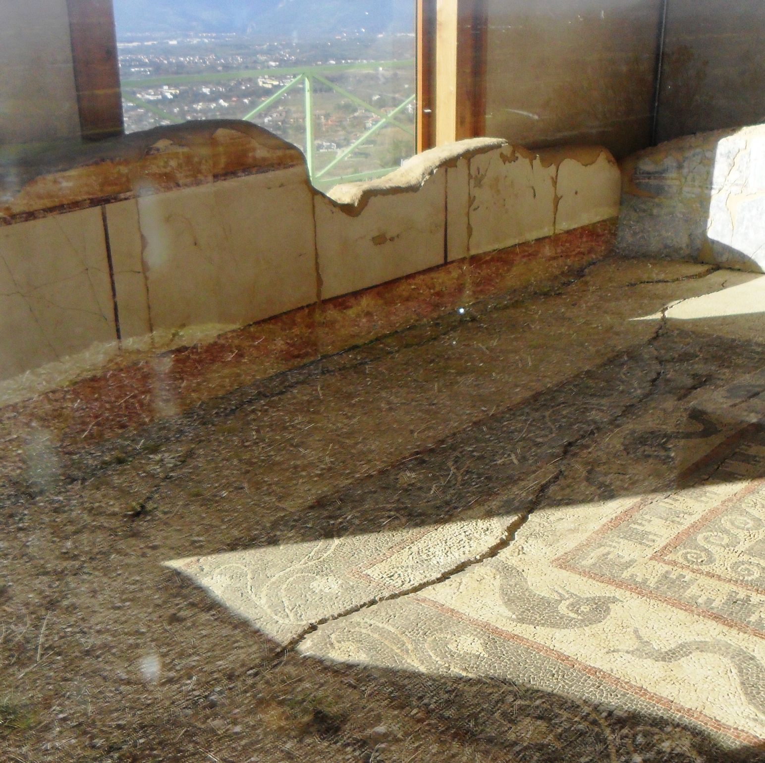 Efectos sísmicos en el templo de Ercole Curino